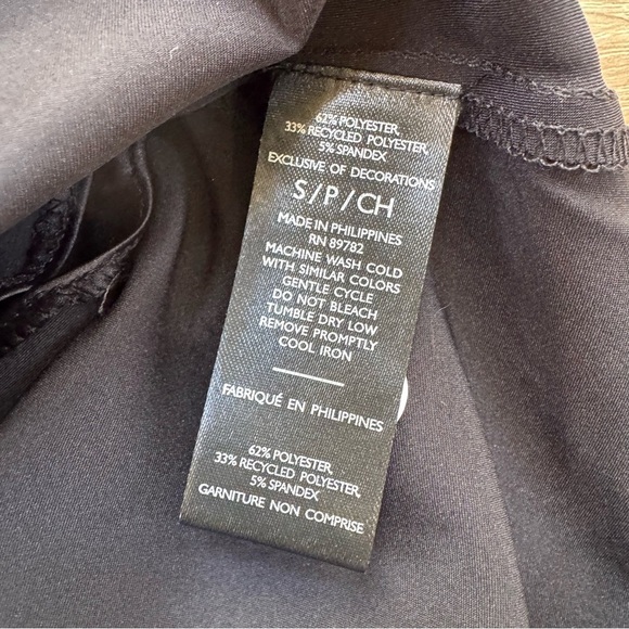 New Natori Glamour V Neck Satin Cami Camisole Tank Top Black Small - Picture 7 of 14